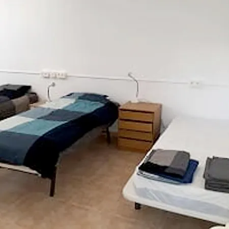 Casa de Férias House With 4 Bedrooms In With Shared Pool Enclosed Garden And Wifi *