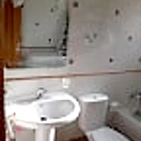 House With 4 Bedrooms In With Shared Pool Enclosed Garden And Wifi Casa de Férias Torrevieja